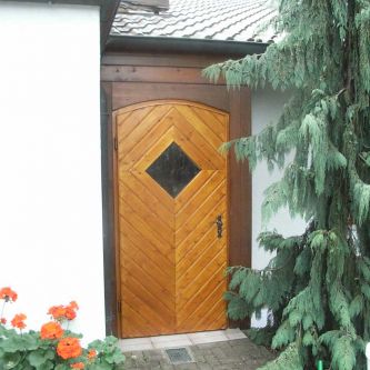 Garagentüre mit Stichbogen