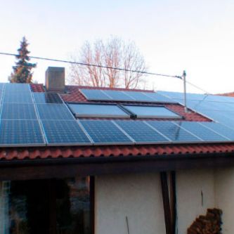 Montage und Installation von Photovoltaikanlagen