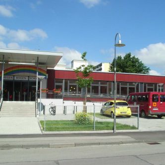 Regenbogenschule Konstanz mit Fundermaxplatten